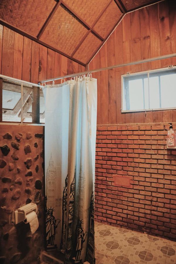 Crossroads House Hotel Mae Hong Son Bagian luar foto